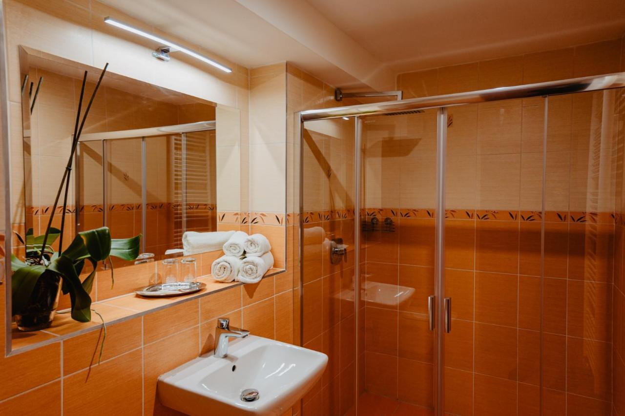 Horsky Hotel Popradske Pleso Strbske Pleso ภายนอก รูปภาพ